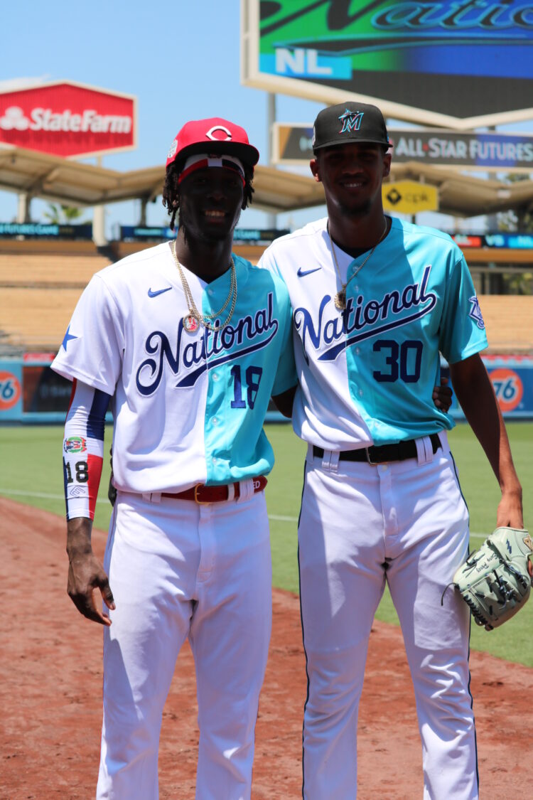 El futuro está asegurado, los prospectos Dominicanos en el juego del futuro en el Dodger  Stadium de los Ángeles.