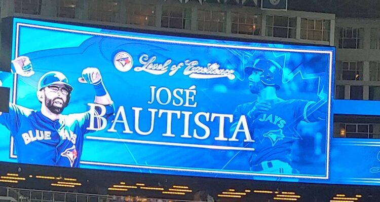 Los Blue Jays de Toronto rinden  homenaje a José Bautista, entra a la elite de «Level of Excellence»